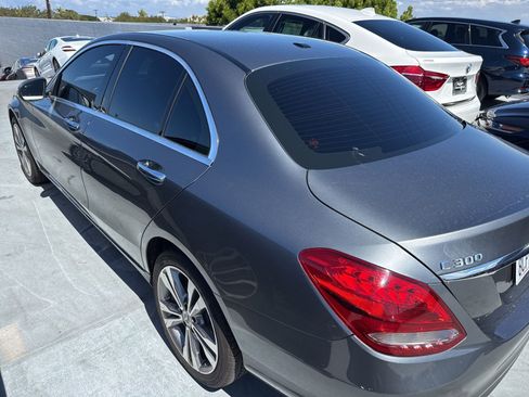 Used 2018 Mercedes-Benz C 300 4MATIC Sedan image 7