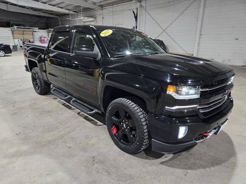 Used 2017 Chevrolet Silverado 1500 LTZ Z71 w/ Redline Edition AWD/4WD image 21