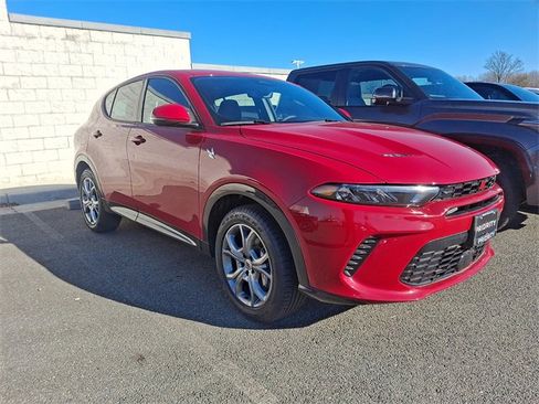 Used 2024 Dodge Hornet R/T image 3