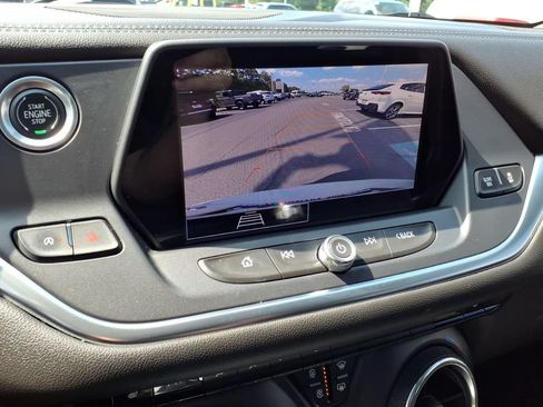 Used 2021 Chevrolet Blazer LT FWD image 26