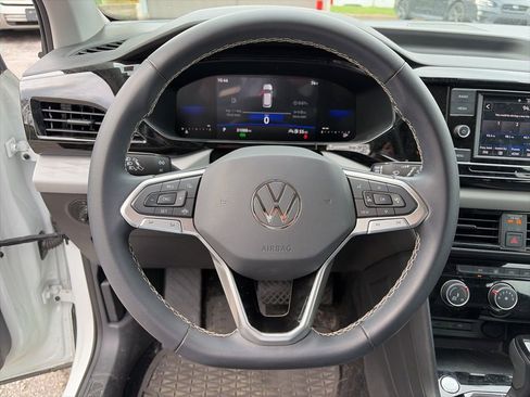 Used 2023 Volkswagen Taos S image 11