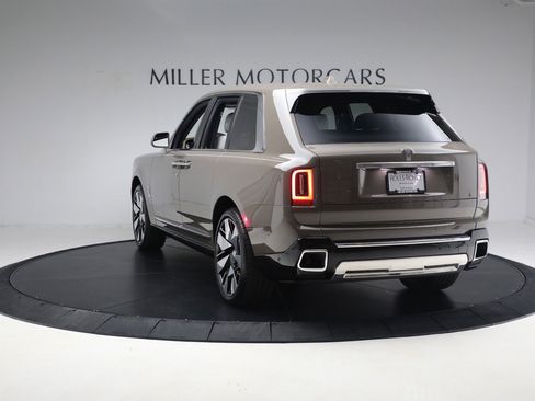 Certified 2025 Rolls-Royce Cullinan image 9