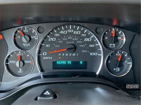 Used 2023 GMC Savana 2500 w/ Driver Convenience Package RWD image 28