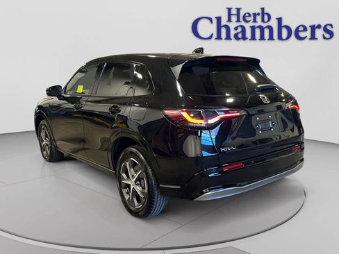 Used 2025 Honda HR-V EX-L image 3