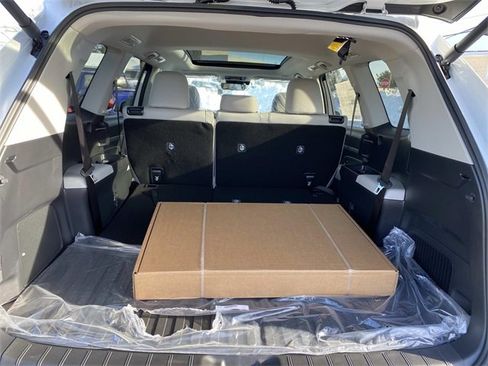 New 2026 Toyota Grand Highlander image 4