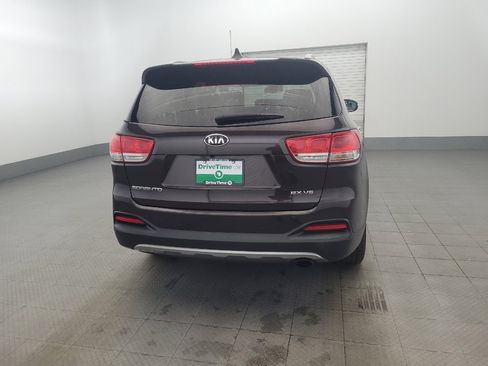 Used 2016 Kia Sorento EX AWD/4WD image 7