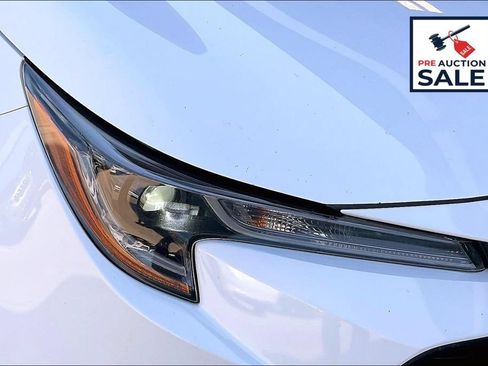 Used 2023 Toyota Corolla LE FWD image 28