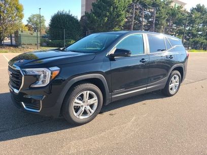 Used 2024 GMC Terrain SLE