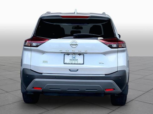 Used 2021 Nissan Rogue SL FWD image 5