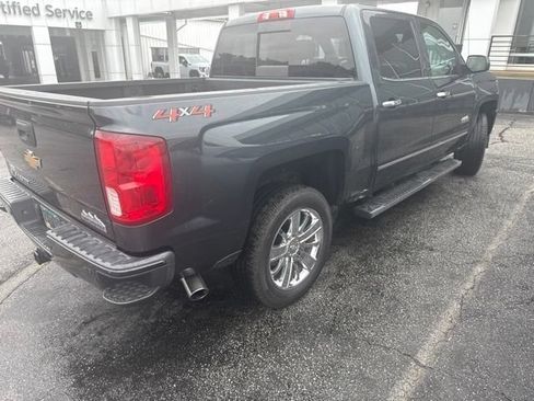 Used 2018 Chevrolet Silverado 1500 High Country AWD/4WD image 4