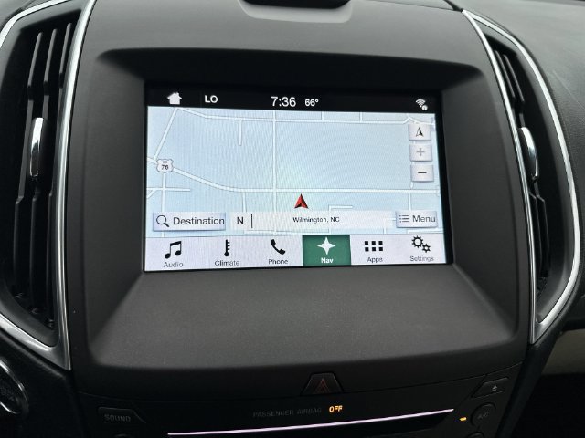 Used 2016 Ford Edge Titanium w/ Technology Package FWD image 19