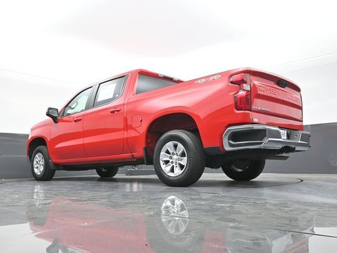 Used 2025 Chevrolet Silverado 1500 LT AWD/4WD image 39