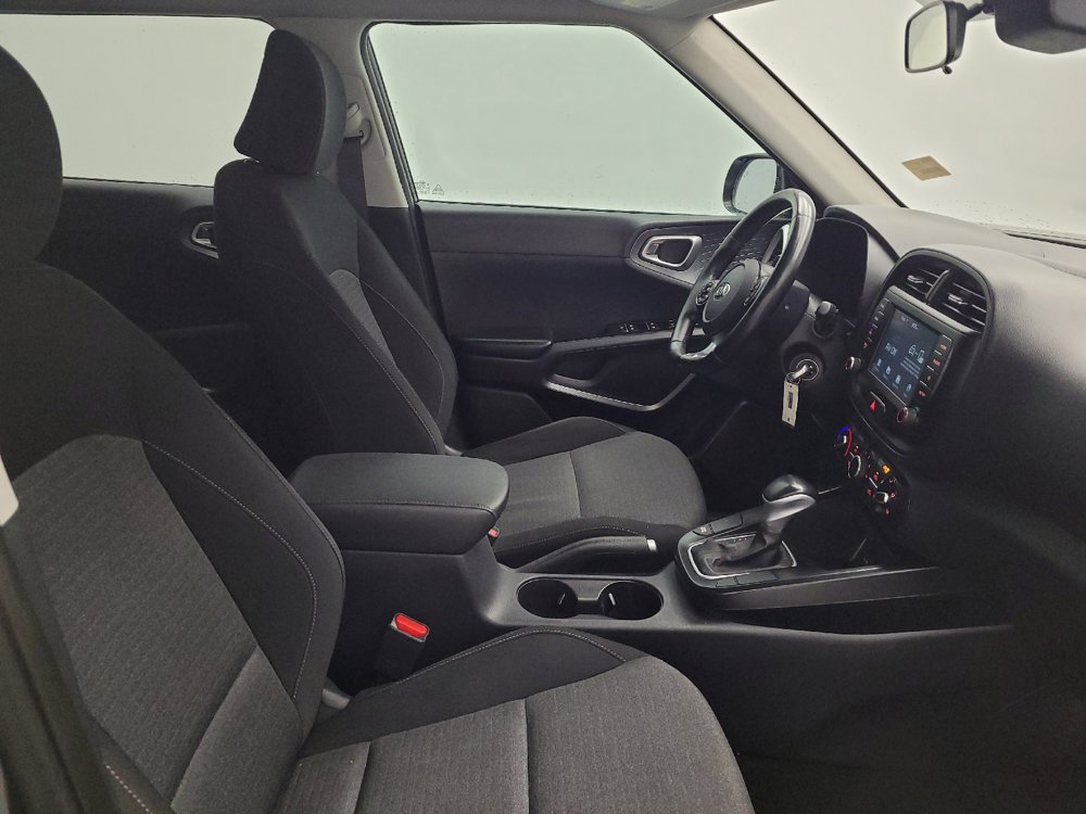 Used 2021 Kia Soul GT-Line FWD image 21