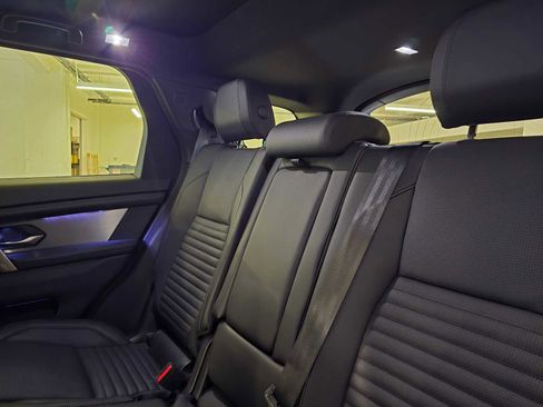 Certified 2025 Land Rover Discovery Sport Dynamic SE image 18