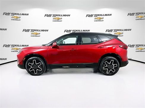 Used 2025 Chevrolet Blazer RS w/ Driver Confidence II Package image 4