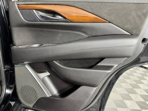 Used 2018 Cadillac Escalade Luxury w/ LPO, Radiant Package image 46