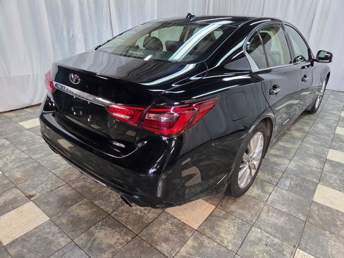 Used 2019 INFINITI Q50 Luxe w/ Essential Package (3.0T Luxe) image 5