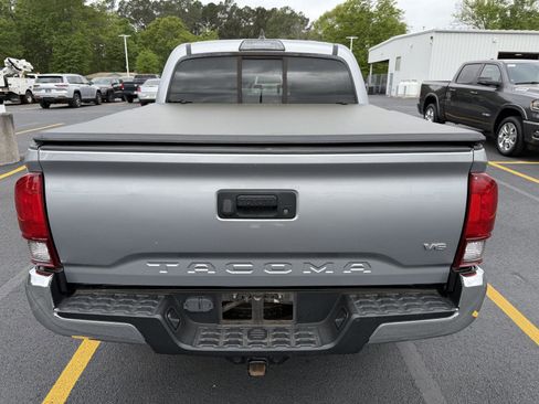 Used 2019 Toyota Tacoma SR5 image 2