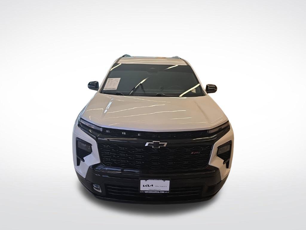 Used 2025 Chevrolet Traverse RS w/ LPO, Floor Liner Package FWD image 5