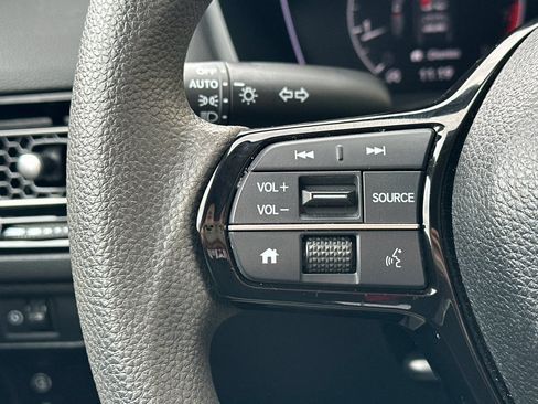 Used 2023 Honda Civic LX image 30