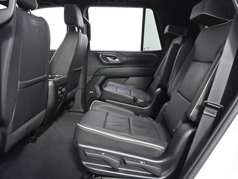 Used 2023 Chevrolet Tahoe Premier AWD/4WD image 22