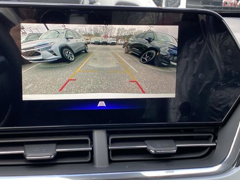 New 2026 Chevrolet Trax LT w/ Driver Confidence Package FWD image 9