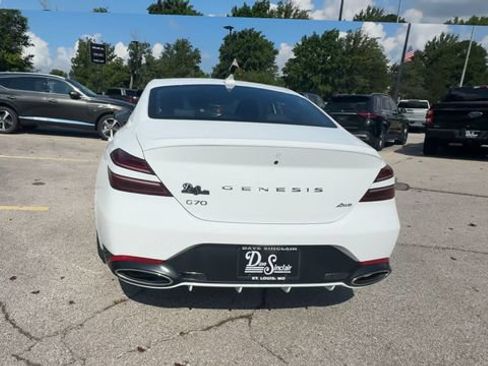 Used 2026 Genesis G70 2.5T AWD/4WD image 7