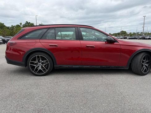 Used 2024 Mercedes-Benz E 450 4MATIC All-Terrain Wagon image 9