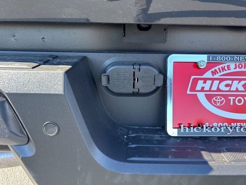 New 2025 Toyota Tacoma TRD Off-Road AWD/4WD image 7