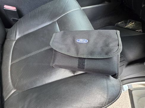 Used 2012 Ford F350 Lariat w/ Lariat Interior Pkg image 16