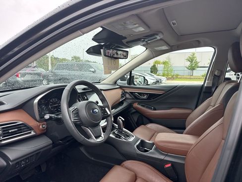 Used 2025 Subaru Outback Touring XT w/ Tech Package 3 image 6