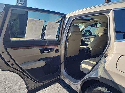 Used 2019 Honda CR-V Touring image 15