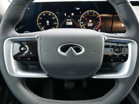 Certified 2025 INFINITI QX80 Pure image 25