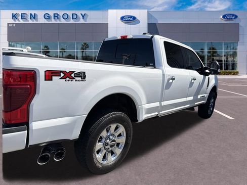 Used 2021 Ford F250 Platinum w/ FX4 Off-Road Package AWD/4WD image 7