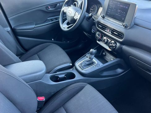 Used 2022 Hyundai Kona SEL image 18