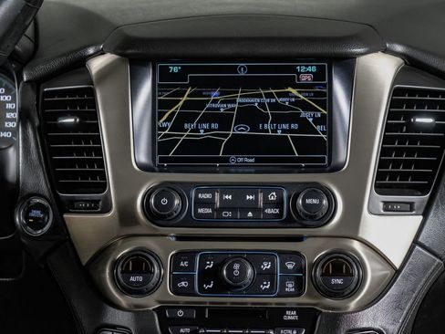 Used 2017 GMC Yukon XL Denali w/ Open Road Package image 24