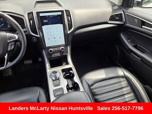 Used 2024 Ford Edge SEL AWD/4WD image 16