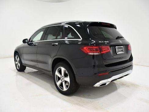 Certified 2022 Mercedes-Benz GLC 300 GLC 300 image 3
