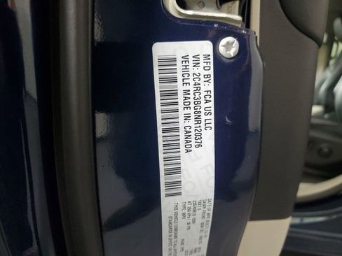 Used 2022 Chrysler Pacifica Touring-L image 36