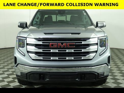 Used 2023 GMC Sierra 1500 SLE image 12