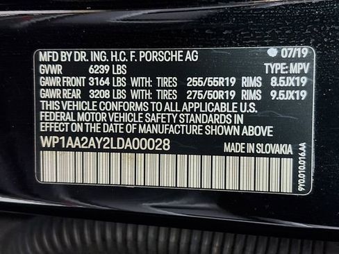 Used 2020 Porsche Cayenne AWD/4WD image 30