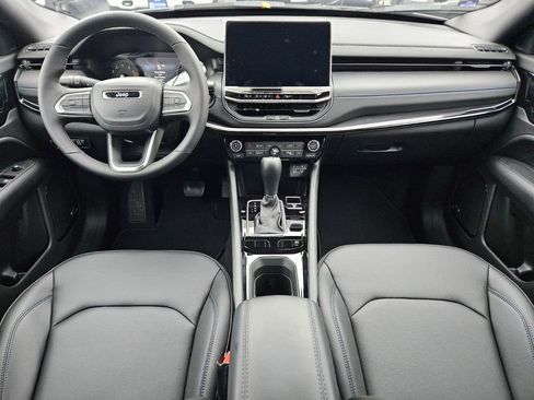 New 2025 Jeep Compass Limited w/ Sun & Sound Group image 10