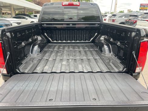Used 2024 Chevrolet Colorado Trail Boss w/ Advanced Trailering Package AWD/4WD image 11