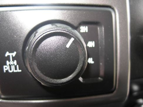 Used 2020 Ford F150 XLT w/ Equipment Group 302A Luxury AWD/4WD image 45