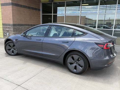 Used 2023 Tesla Model 3 Standard Range RWD image 5