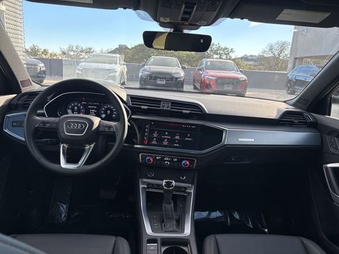 Used 2025 Audi Q3 2.0T Premium w/ Convenience Package image 19