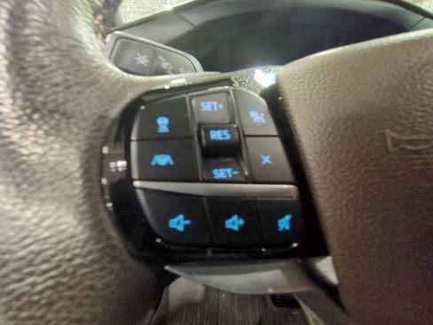 Used 2022 Ford Explorer King Ranch w/ Premium Technology Package image 14