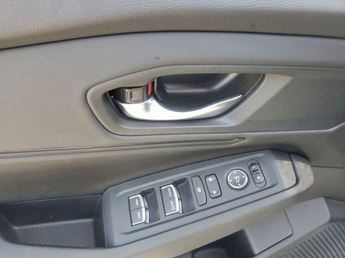 Used 2025 Honda Accord SE image 15