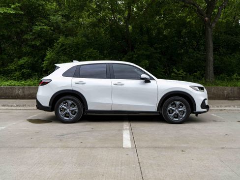 Used 2026 Honda HR-V LX image 10