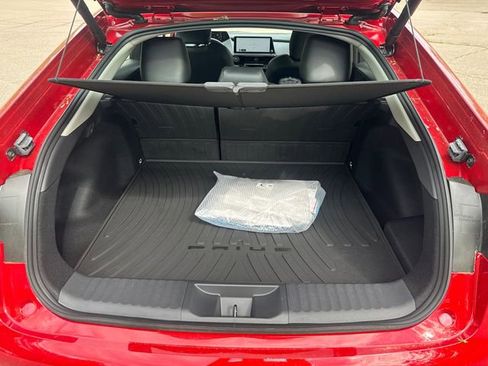 New 2025 Toyota Prius Plug-In Hybrid image 13